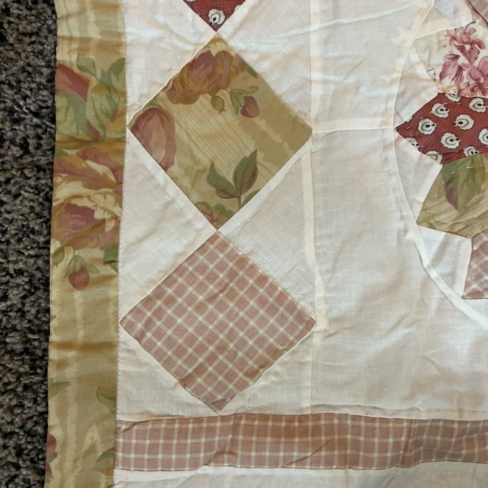 2 Vintage quilted twin size pillow shams‎ pink Green, White Floral & Plaid